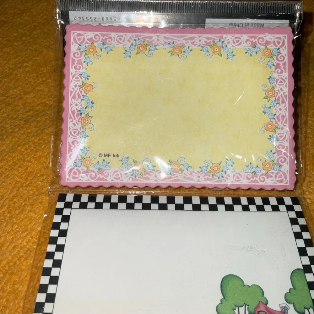 🌸3 for $18🌸 Set of 2 Vintage Mary Engelbreit POST-IT Notes, Floral Lattice, home